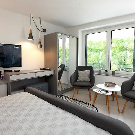 Modern Apartment Parenzana Izma Порторож Екстериор снимка