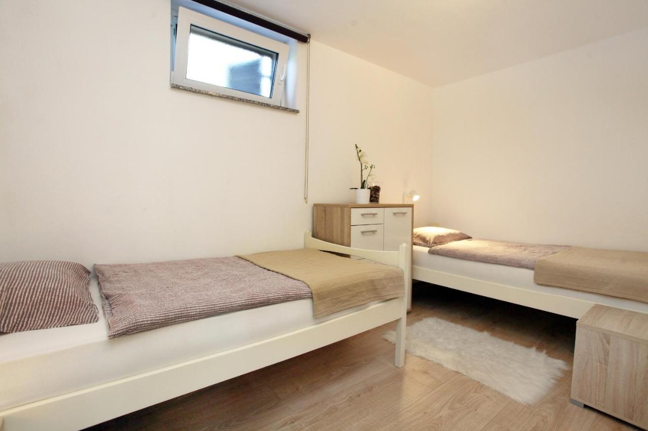 Modern Apartment Parenzana Izma Порторож Екстериор снимка
